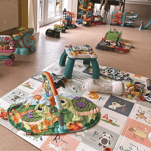 Stay and Play Session - Cars and Crowns